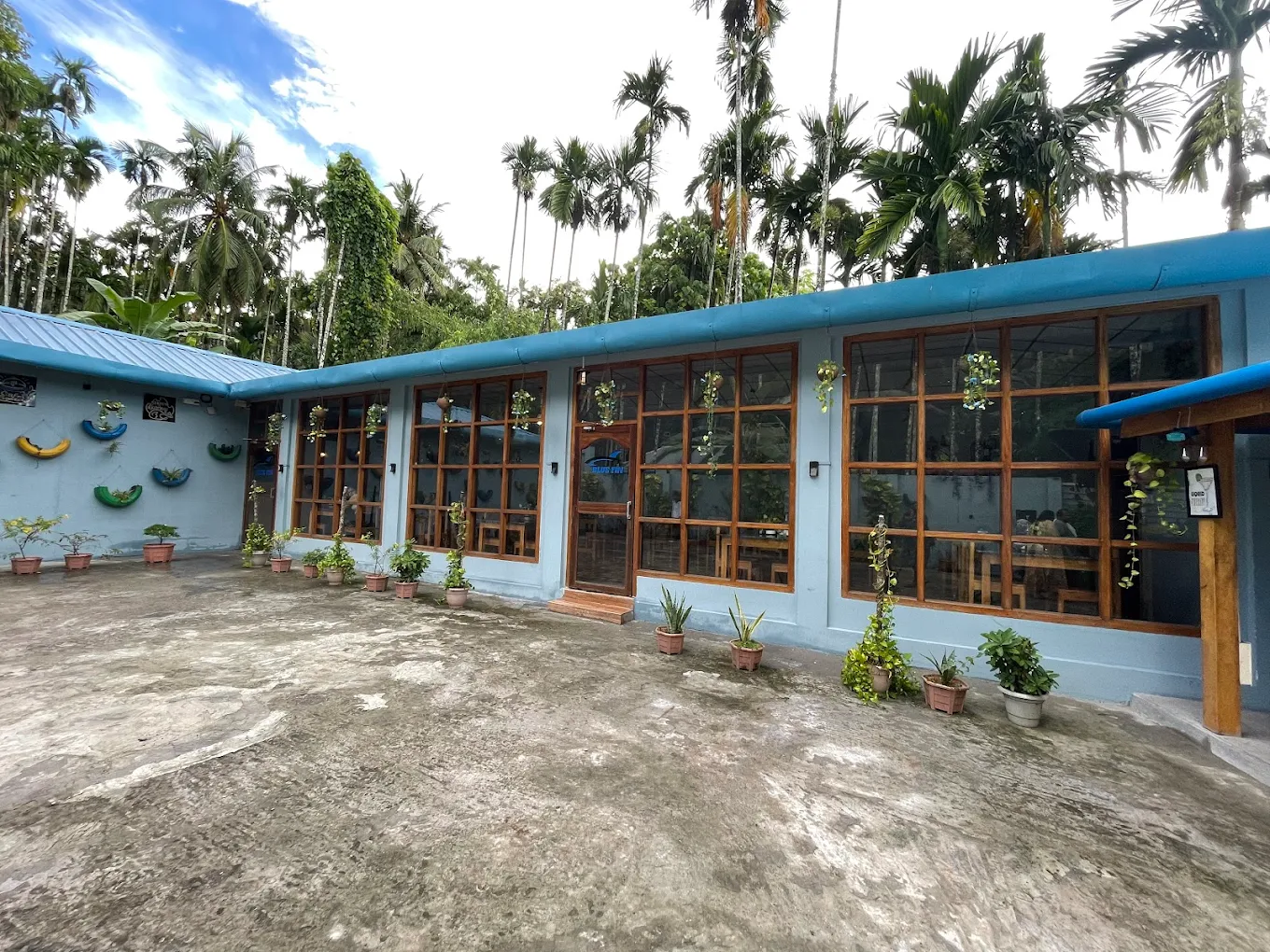 Blue Bird Resort _.webp